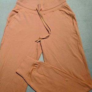 lululemon Ready to Rulu High-Rise Jogger (women's, size 4, color: Desert Sun)